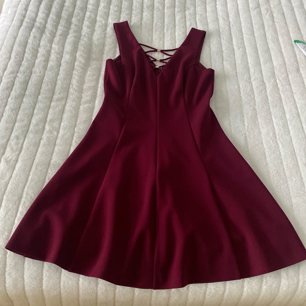 Maroon Kensie Cocktail Dress ♥️